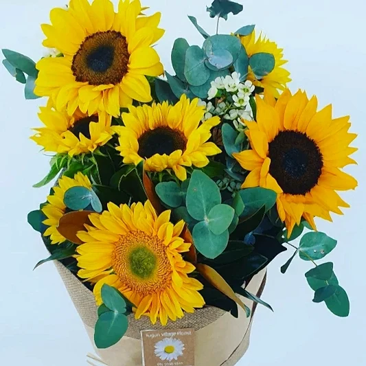 SUNNY SUNFLOWERS